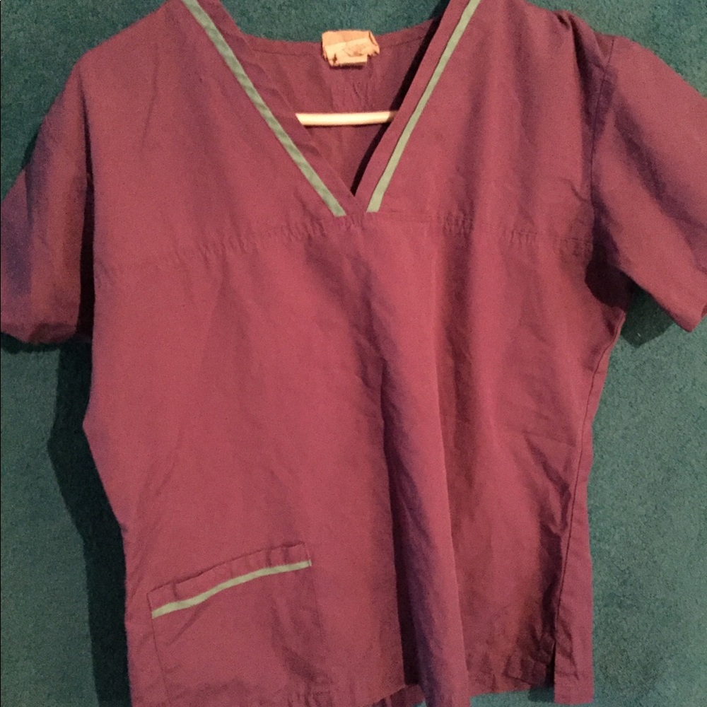 Scrub top